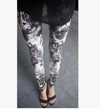 Comfortable Fitness Leggings, High-Quality Leggings, Versatile Yoga Leggings - available at Sparq Mart