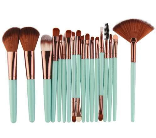 high-quality makeup sets, MAANGE makeup brushes, Sparq Mart - available at Sparq Mart