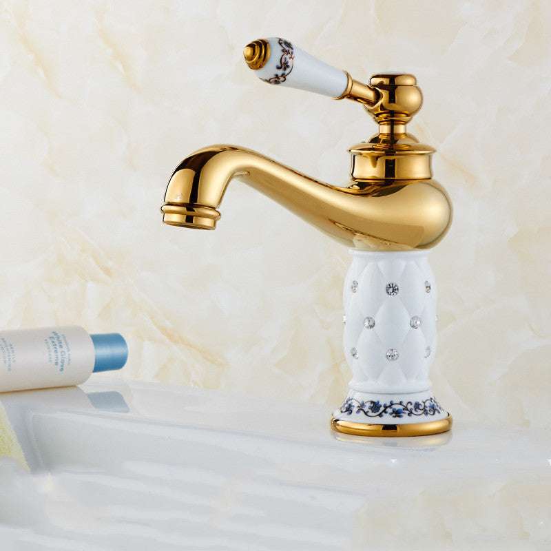 High-quality faucet, Hot and cold faucet, Rotating faucet - available at Sparq Mart