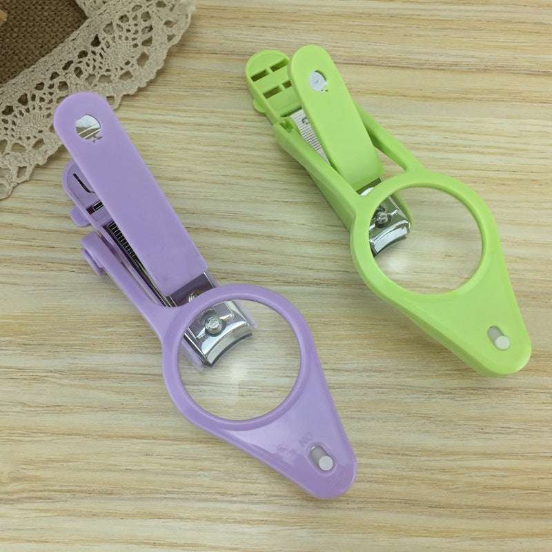 LED nail clippers, magnifying glass nail clippers, splash-proof nail clippers - available at Sparq Mart